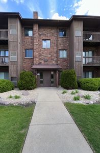 15801 Peggy Ln APT 1
