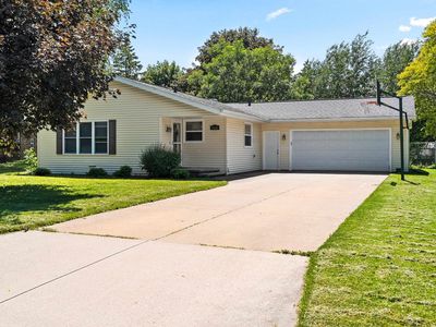 1545 N Blossom Dr