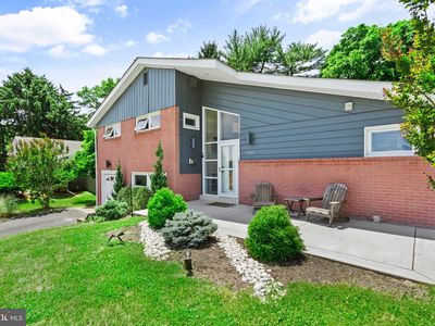 450 Foster Dr