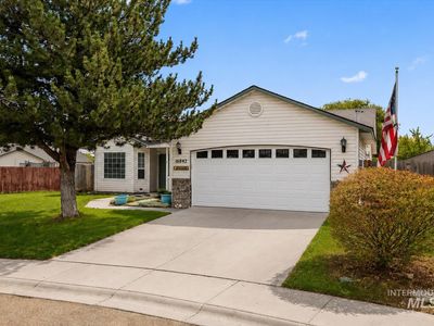 16842 Live Oak Pl