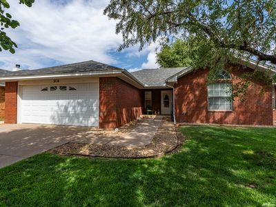 3716 Benjamin Davis Dr