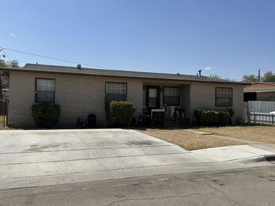 1106 E Parker Ave