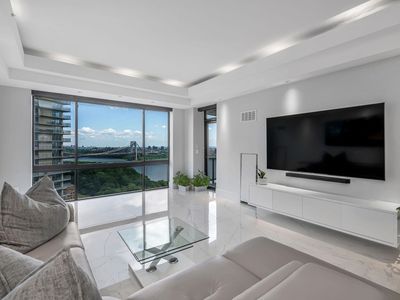 1512 Palisade Ave APT 20D