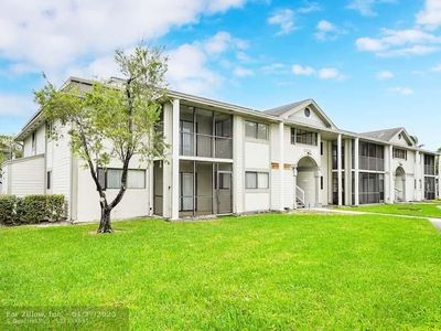 20730 NE 4th Pl UNIT 201