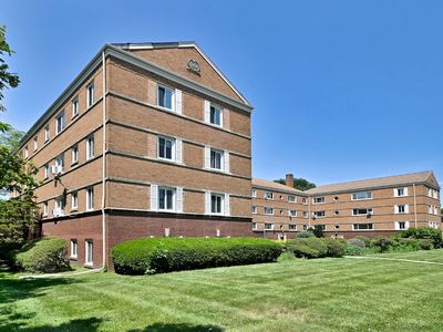 1112 N Harlem Ave APT 1