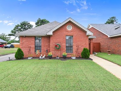539 Sheila Blvd