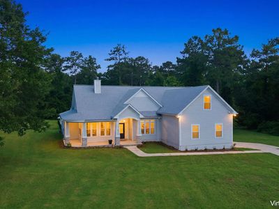 225 Wisteria Ln