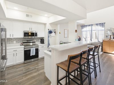 3250 W GREENWAY Road #162