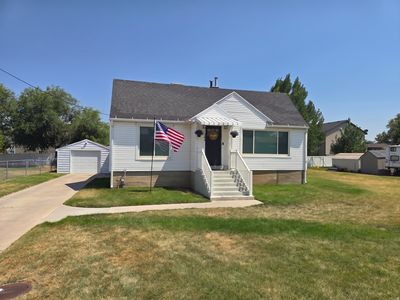 2084 N 4500 W