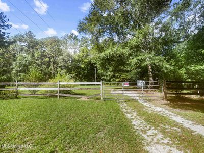 573 Pine Grove Rd