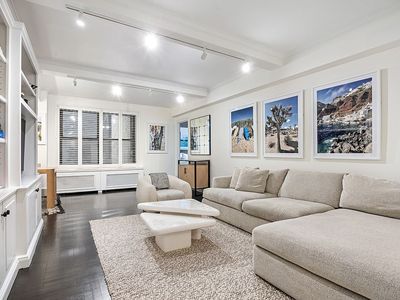 325 E 79th St APT 6C