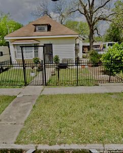 219 VINE ST
