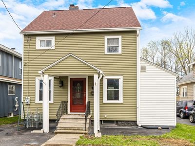 135 Huntley St