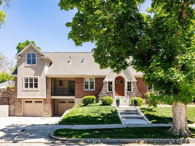 1085 S Military Dr