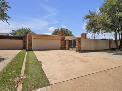 4009 Lakeside Dr