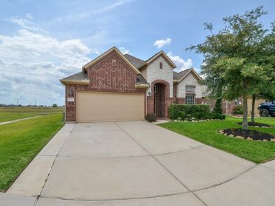 10063 Hidden Creek Falls Ln
