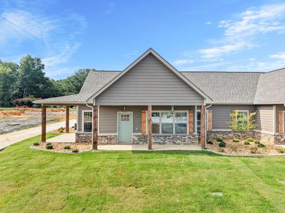 82 Maddox Ln