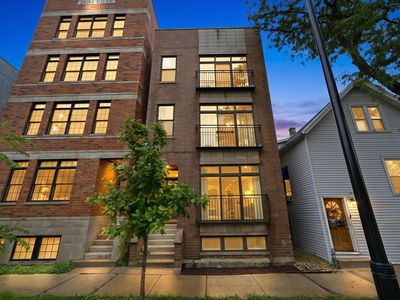 4111 N Western Ave #1