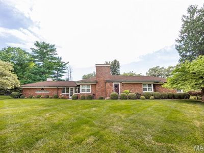 343 Park Dr