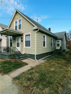 621 Reese St