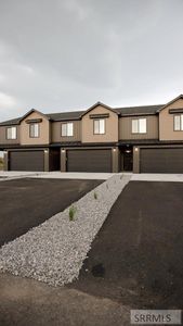 580 N 4th St #2
