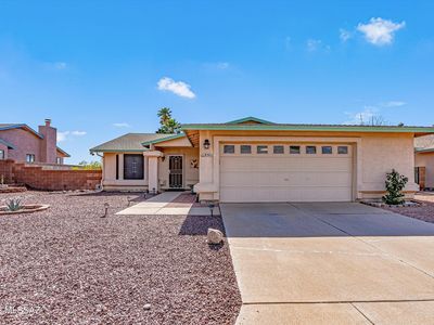 8501 N Camas Way