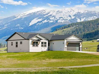 3 Appaloosa Ct