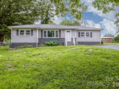 1317 Meadowbrook Cir