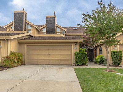 2112 Darnis Cir