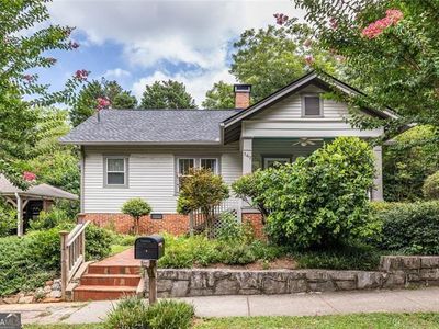 147 Emerson Ave