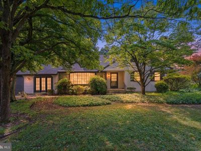 1117 Whitehall Dr
