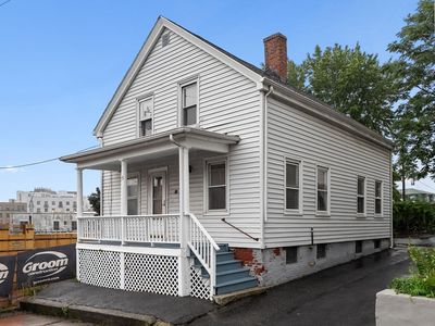 13 Oxford St