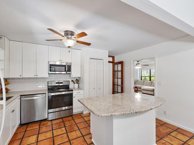 1007 Raintree Lane