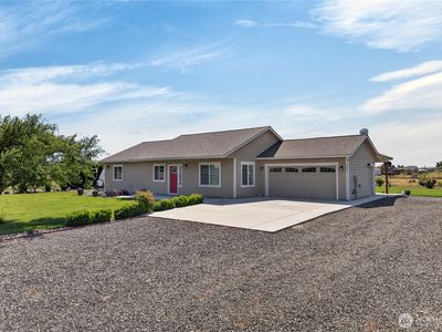 2381 W Dylan Lane