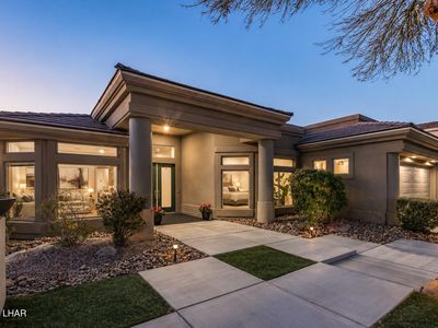 3387 N Latrobe Dr