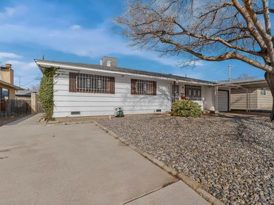 4301 Douglas Macarthur Rd NE