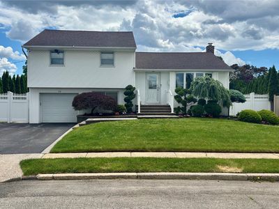 36 Lane Avenue