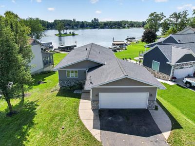 100 Camelot Ct