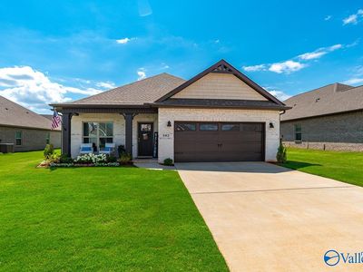 102 Whitner Dr