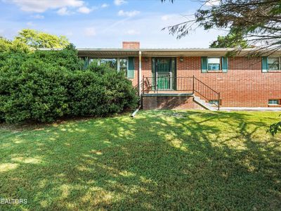 985 Lane Dr