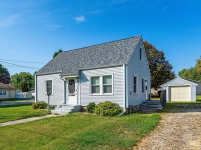 415 W Center St