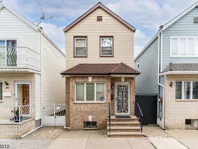 67 Marne St