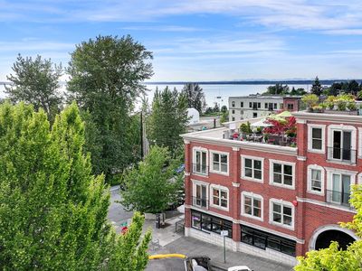1134 Finnegan Way #201