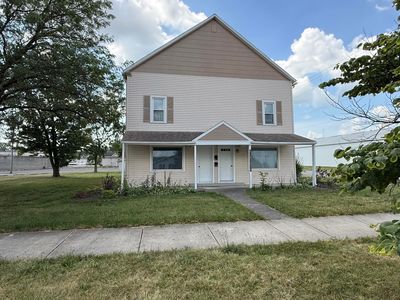 221 W Jackson St