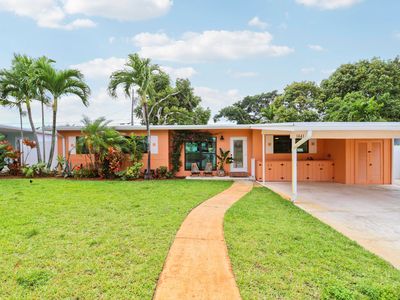 1441 Hillcrest Drive