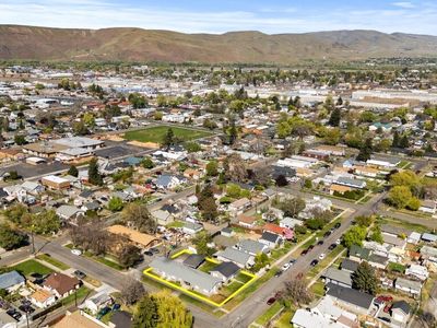 1219 Roosevelt Avenue