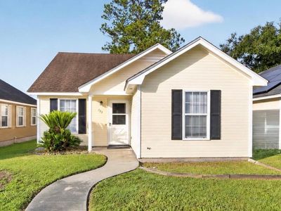 133 Blue Pool Dr