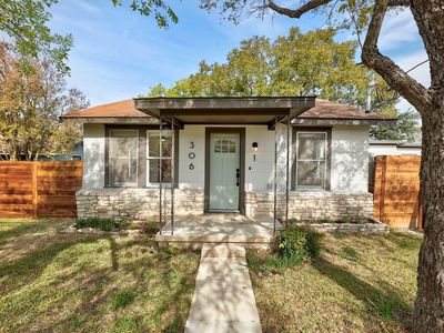 306 W Stassney Ln #1&2