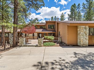 5101 E Lake Country Rd