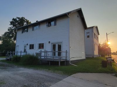 1985 S Custer Rd